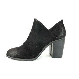 BC Footwear Kettle Black Faux Suede Snake 7.5